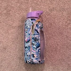 lilly pulitzer GWP water bottle